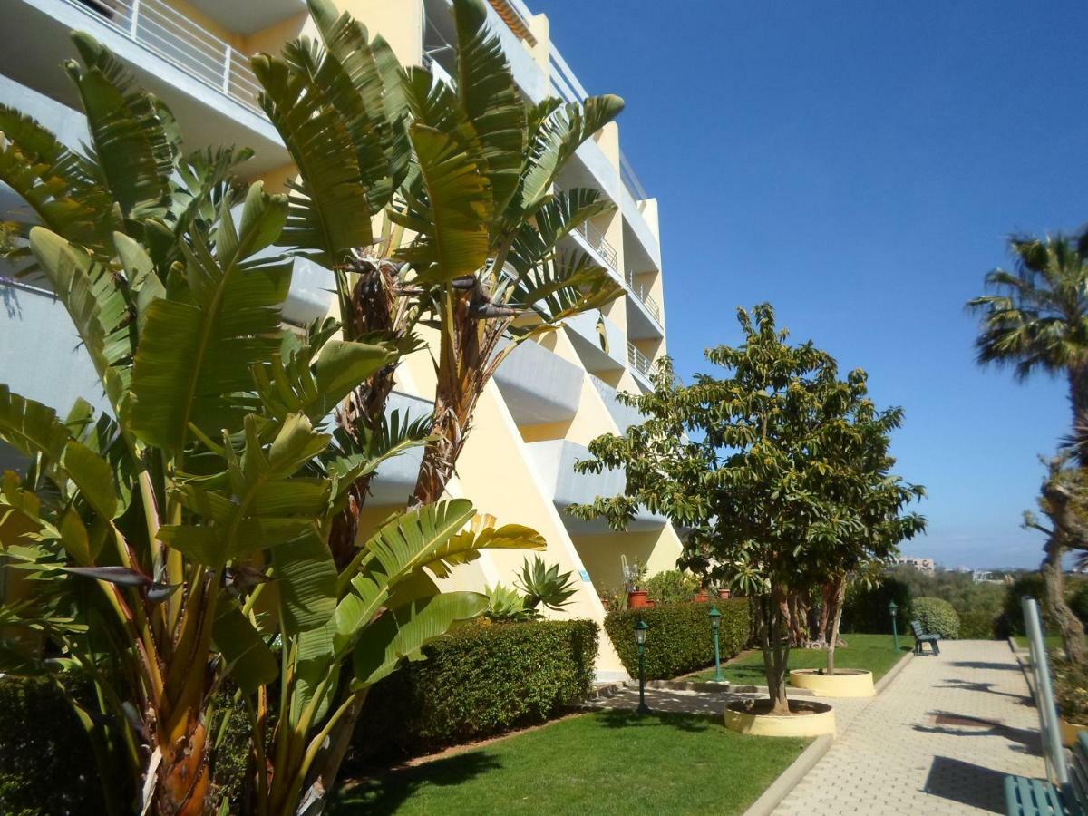Condominio Do Mar - Martine Et Thierry Lagos Luaran gambar